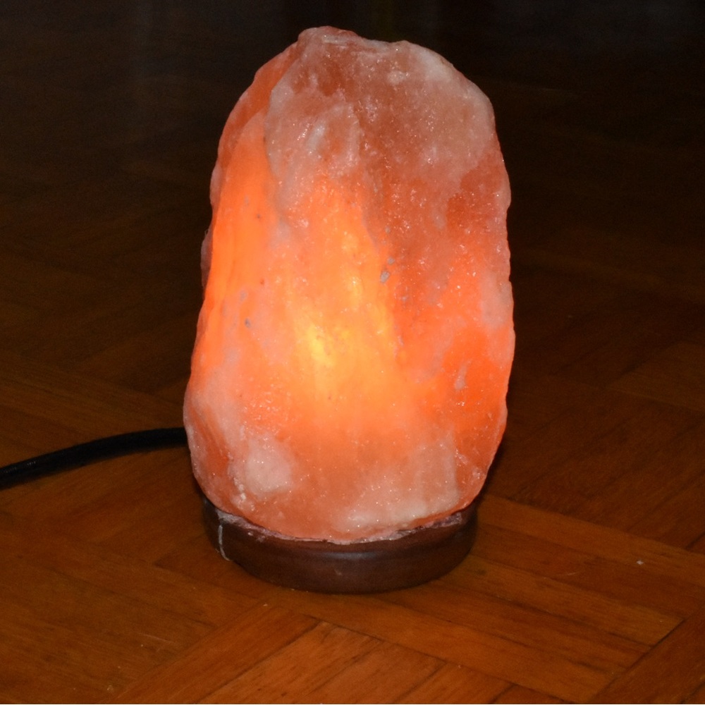 Himalayan rock salt lamp- large